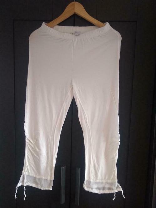 Broek (legging) van het luxemerk TRANSIT, Kleding | Dames, Broeken en Pantalons, Zo goed als nieuw, Maat 42/44 (L), Wit, Driekwart