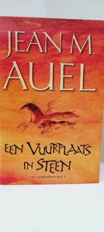 J.M. Auel - " Een vuurplaats in steen " Deel 5. 2002. Nieuw., Boeken, Ophalen