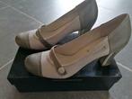 Nieuwe schoenen/pumps maat 41 Comma, Nieuw, Grijs, Comma,, Pumps