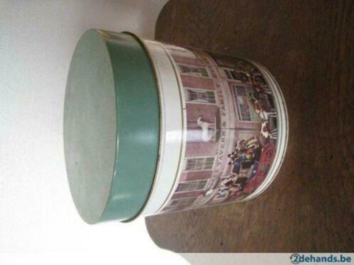 Metalen bewaar doos / 3 verschillende, Verzamelen, Blikken, Gebruikt, Overige, Overige merken, Ophalen of Verzenden