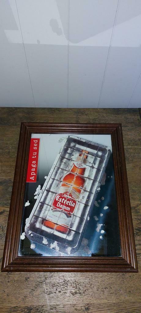 Authentique miroir publicitaire Estrella Damm, Collections, Marques de bière, Comme neuf, Panneau, Plaque ou Plaquette publicitaire