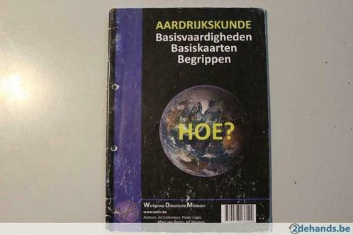 Aardrijkskunde HOE ?, basisvaardigheden, basiskaarten..., Boeken, Studieboeken en Cursussen, Gelezen, Ophalen of Verzenden