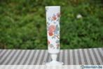 vase sur pied opaline blance bouquet floral, Maison & Meubles, Enlèvement ou Envoi, Utilisé