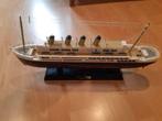 Maquette du Titanic.  50 cm de long .bois peint à la main., Verzenden