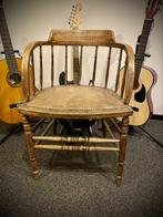 Engelse houten Captains chair, Enlèvement