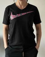 T-shirt Nike maat M, Kleding | Dames, Sportkleding, Ophalen of Verzenden, Zo goed als nieuw