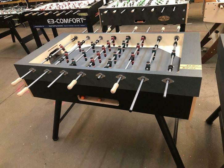 Nieuwe voetbaltafel / kicker Tom en Rudi Metal Zwart / Grijs, Sport en Fitness, Overige Sport en Fitness, Nieuw, Ophalen of Verzenden
