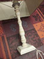 lampe à poser neuve-abat jour impression journal, Enlèvement, Neuf