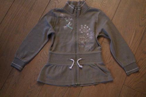 Vestje - 110 - Heel goede staat - donkerbeige, Kinderen en Baby's, Kinderkleding | Maat 110, Zo goed als nieuw, Meisje, Trui of Vest