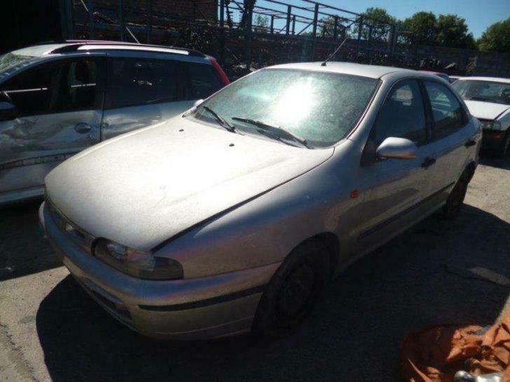 pare brise fiat  brava gris, Utilisé, Fiat