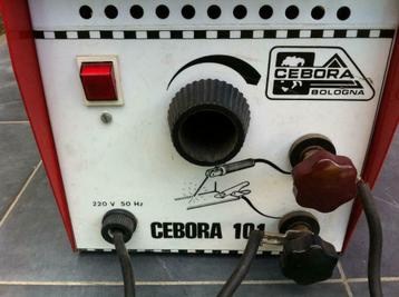 Vintage lastoestel CEBORA 101 met binnenin roestsporen, Doe-het-zelf en Bouw, Gereedschap | Lasapparaten, Ophalen, Gebruikt, Minder dan 150 ampère