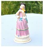 §statuette en porcelaine demoiselle robe rose, Enlèvement ou Envoi