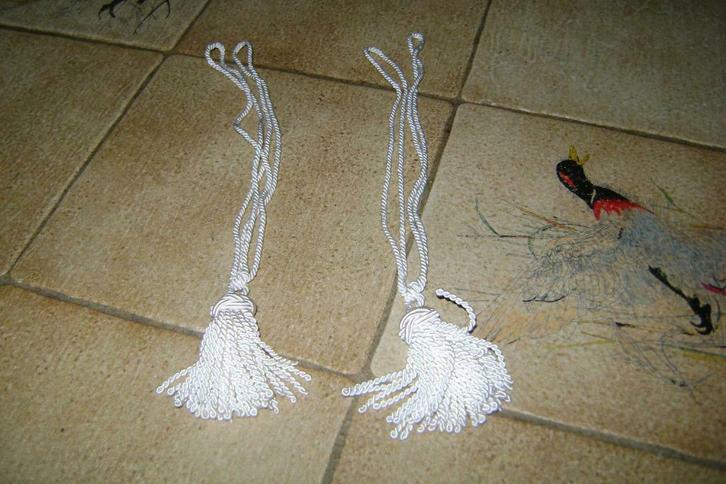 17 wit / ecru ambrasses 21 cm koord en 28 cm a / l, Huis en Inrichting, Keuken | Potten en Pannen, Nieuw, Overige typen, Overige materialen