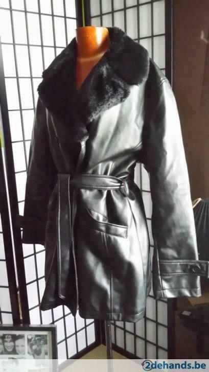 Magnifique veste / gilet en simili cuir avec col en fourrure, Vêtements | Femmes, Vestes | Hiver, Neuf, Taille 42/44 (L), Noir