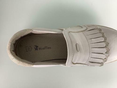 Witte schoenen Woeffies - maat 35, Kinderen en Baby's, Kinderkleding | Schoenen en Sokken, Gebruikt, Schoenen, Meisje, Ophalen of Verzenden
