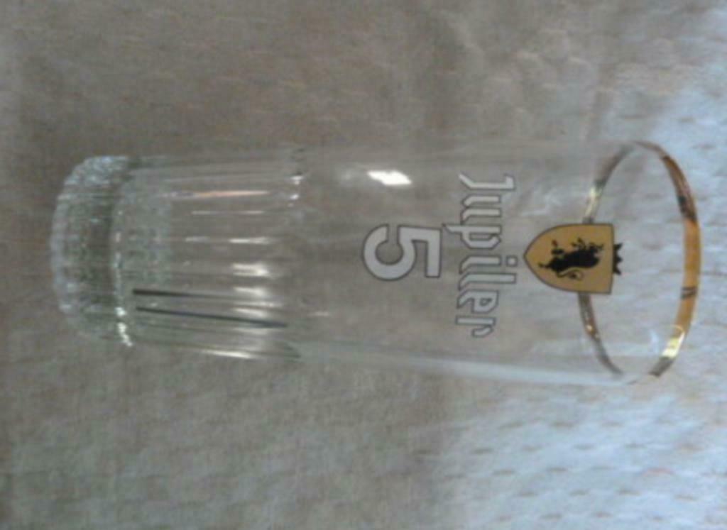 #K bier glas JUPILER 5 " ribbelglas ; groot logo ", Ophalen of Verzenden, Nieuw, Bierglas