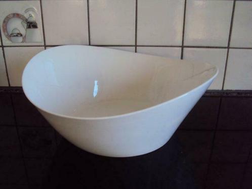 Ikea, hele mooie grote  witte kom, Huis en Inrichting, Keuken | Servies, Gebruikt, Schaal of Schalen, Ophalen of Verzenden