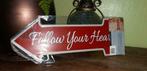Metalen plaat in reliëf Follow your heart, Huis en Inrichting, Verzenden, Nieuw