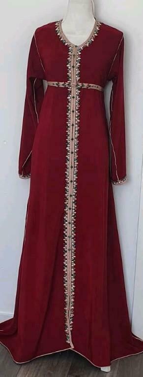 Prachtige Marokkaanse jurken/takshita's/kaftans  te koop beschikbaar voor biedingen
