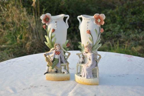 paire de vases en biscuit a restauré, Antiek en Kunst, Antiek | Vazen, Ophalen of Verzenden