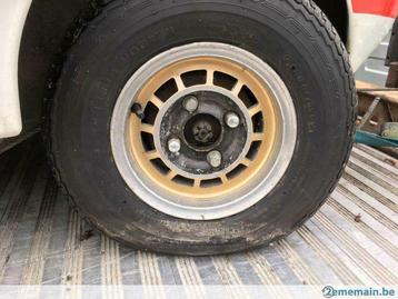 recherche jantes pour mini ou mini marcos 1966  0496 511 911 beschikbaar voor biedingen