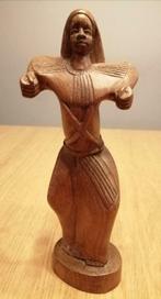 Statuette femme en bois, Enlèvement ou Envoi