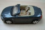 auto op schaal 1:43 = AUDI TT Roaster Maisto = 9,5cm x4cm, Hobby & Loisirs créatifs, Voitures miniatures | 1:43, Comme neuf, Autres marques