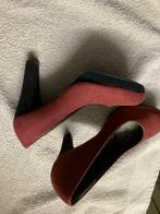 Chaussure à talon rouge et noir pointure 37, Neuf