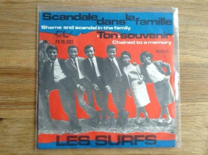 single les surfs, CD & DVD, Vinyles Singles, Single, R&B et Soul, 7 pouces, Enlèvement ou Envoi