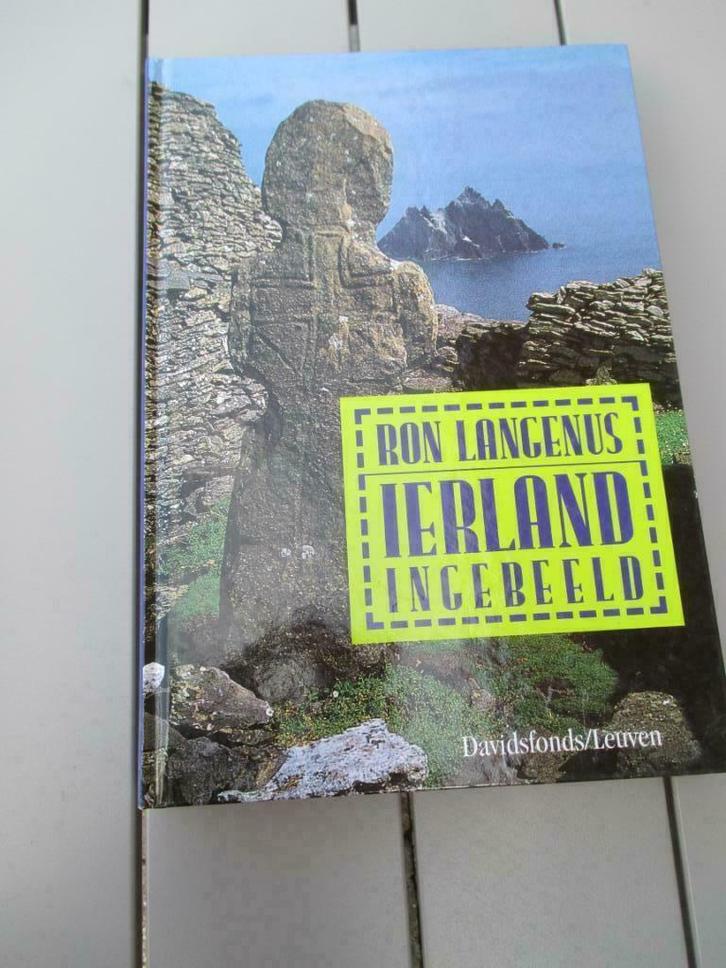 Ierland ingebeeld, Boeken, Reisgidsen, Gelezen, Reisgids of -boek, Ophalen of Verzenden