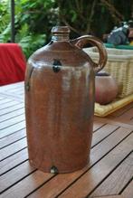 Grande bouteille en grès, Enlèvement