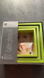 Trois étagères différentes dimensions, Enlèvement