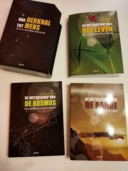 De wetenschap van de kosmos -deel 3 v trilogie, Livres, Science, Comme neuf, Sciences naturelles, Enlèvement ou Envoi