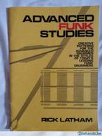Advanced Funk Studies drum, Muziek en Instrumenten, Bladmuziek, Overige genres, Gebruikt, Ophalen of Verzenden