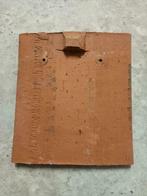 Halve tegelpan (origineel "hulpstuk"), Doe-het-zelf en Bouw, Ophalen, Nieuw, Rood, Steen of Klei