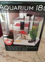 Nieuw aquarium met toebehoren maar geen vissen