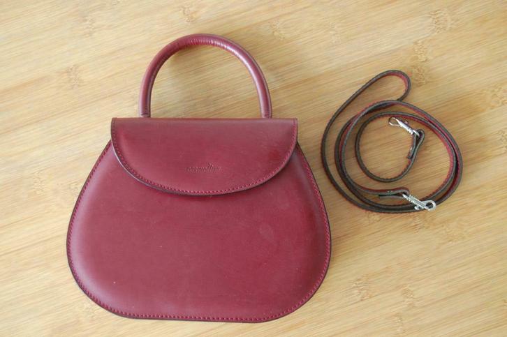 Handtas 'Carmelina', Handtassen en Accessoires, Tassen | Damestassen, Nieuw, Handtas, Rood, Ophalen of Verzenden