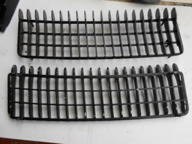 Roosters onder de voorruit Fiat Dino Coupé, Auto-onderdelen, Carrosserie, Fiat, Voor, Gebruikt, Ophalen of Verzenden