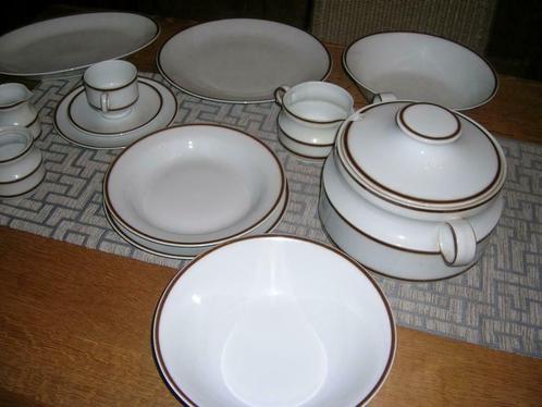 SERVIES, Huis en Inrichting, Keuken | Servies, Gebruikt, Overige typen, Ophalen