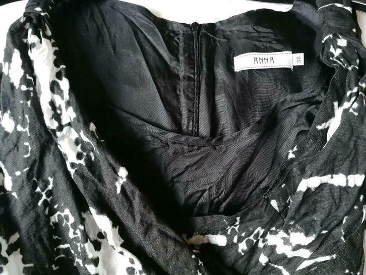 Feestelijke jurk Anna Van Toor in zwart en wit, maat 38., Kleding | Dames, Gelegenheidskleding, Zo goed als nieuw, Overige typen