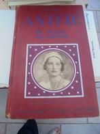 Astrid la reine au sourire, Verzamelen, Koningshuis en Royalty, Ophalen of Verzenden, Gebruikt, Tijdschrift of Boek