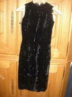 robe en velour noir, Taille 36 (S), Noir, Porté, Enlèvement ou Envoi