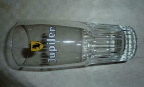 Bier glas JUPILER geel - zwart logo zonder maataanduiding, Verzamelen, Glas en Drinkglazen, Gebruikt, Bierglas, Ophalen of Verzenden