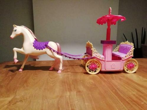 De onze Een computer gebruiken Maakte zich klaar ② Barbie paard en koets — Speelgoed | Poppen — 2dehands
