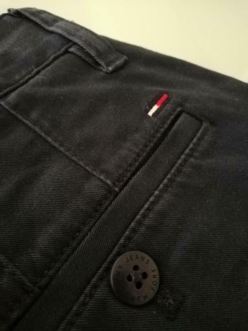 Tommy Hilfiger - Chino broek - Heren ... Als NIEUW !!!, Kleding | Heren, Broeken en Pantalons, Zo goed als nieuw, Blauw, Ophalen of Verzenden