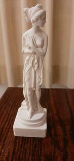 Femme nue, estampillée en Albâtre!, Collections, Statues & Figurines, Comme neuf, Enlèvement ou Envoi