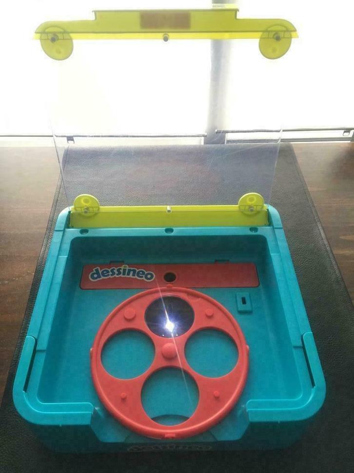 Dessineo leren tekenen, Hobby en Vrije tijd, Tekenen, Gebruikt, Overige typen, Ophalen of Verzenden