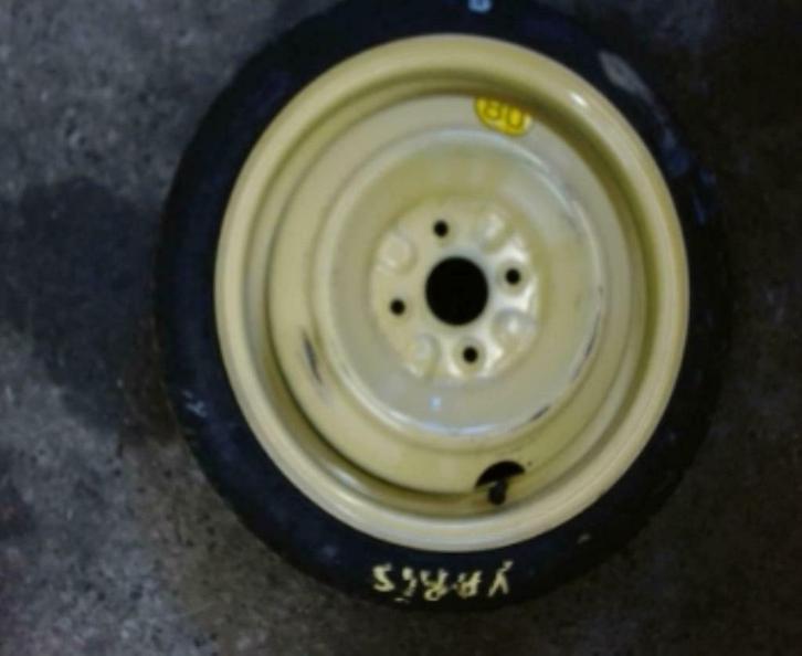 Roue galette Toyota Yaris Verso 2003-2006 LP/13040, Auto-onderdelen, Overige Auto-onderdelen, Toyota, Gebruikt, Ophalen of Verzenden