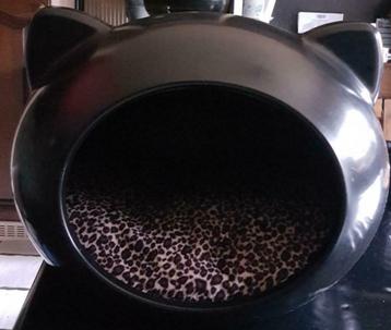 Disign mand ,speeltapijt kattentunel, kattenbak beschikbaar voor biedingen