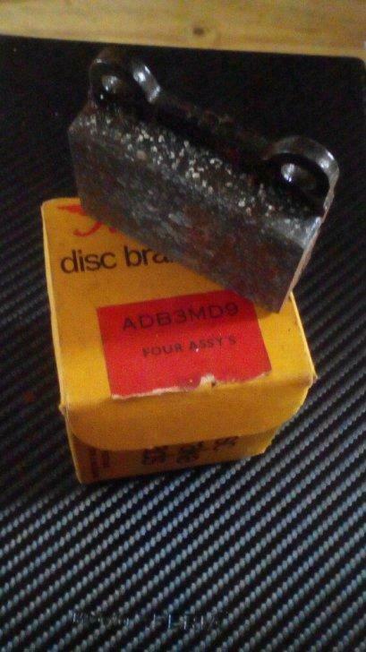 plaquettes de frein à disque Raybestos type ADB3MD9 oldtimer, Autos : Divers, Accessoires de voiture, Neuf, Enlèvement ou Envoi